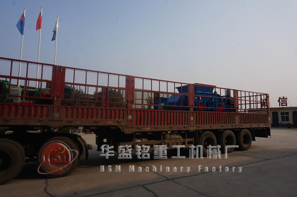 2PGY1212對輥破碎機(jī)裝車發(fā)往廣西